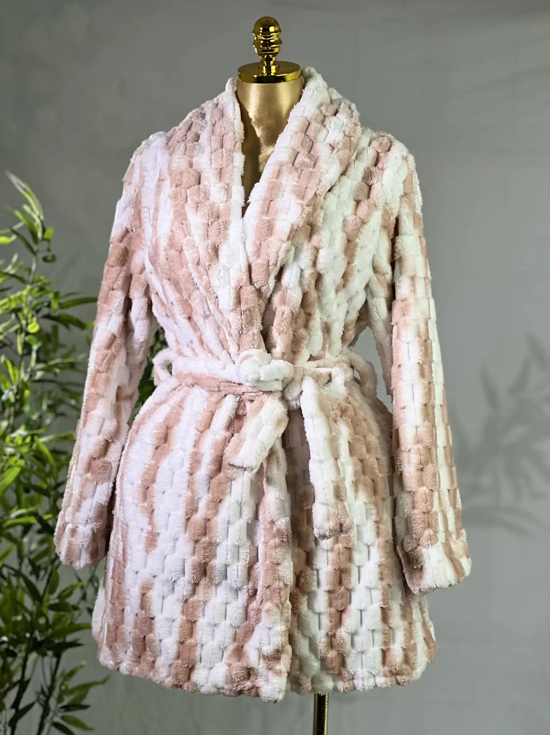 Short Winter Robe Rode 7112