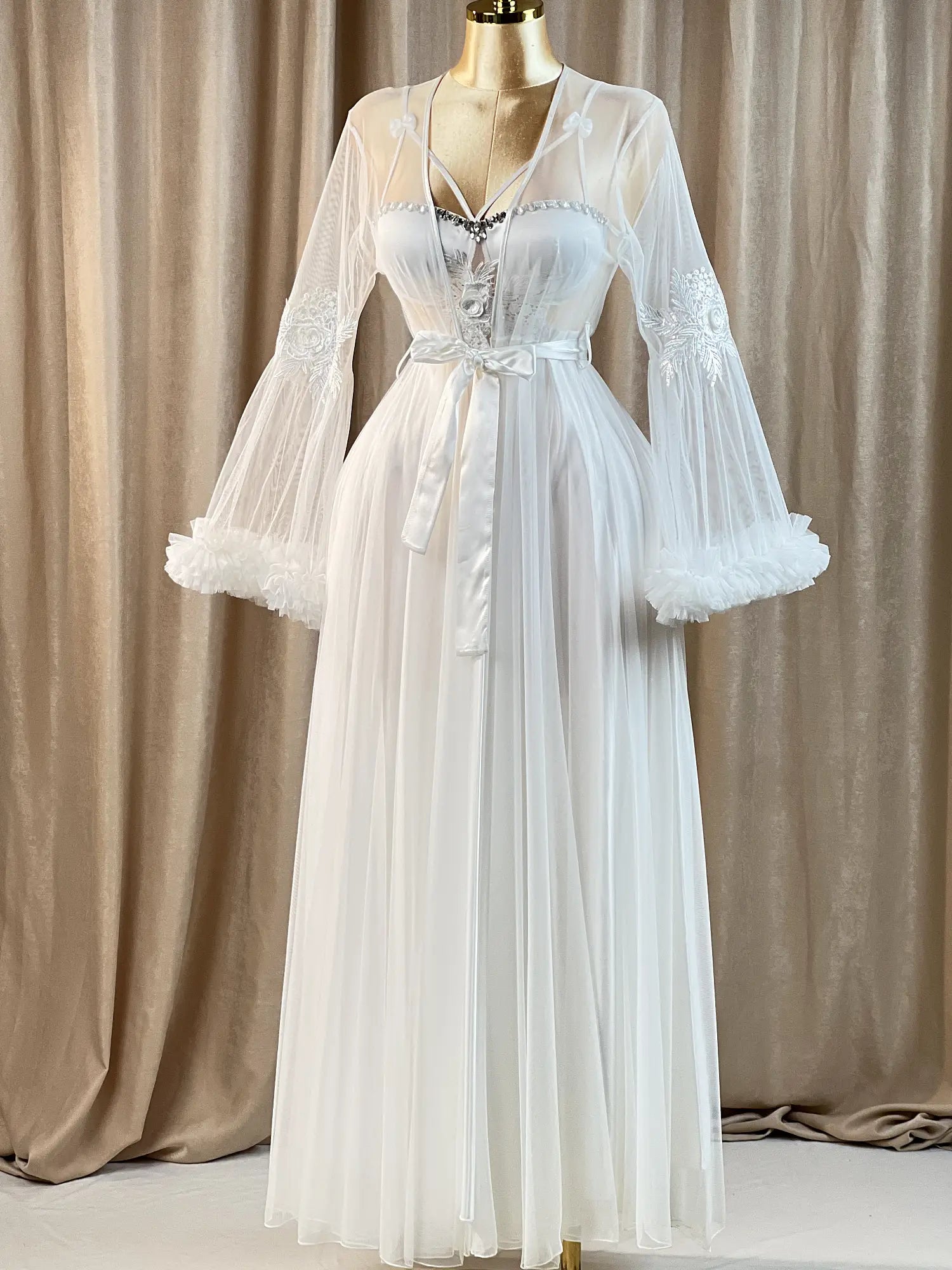 Long Bridal Rob Cod 1393 W