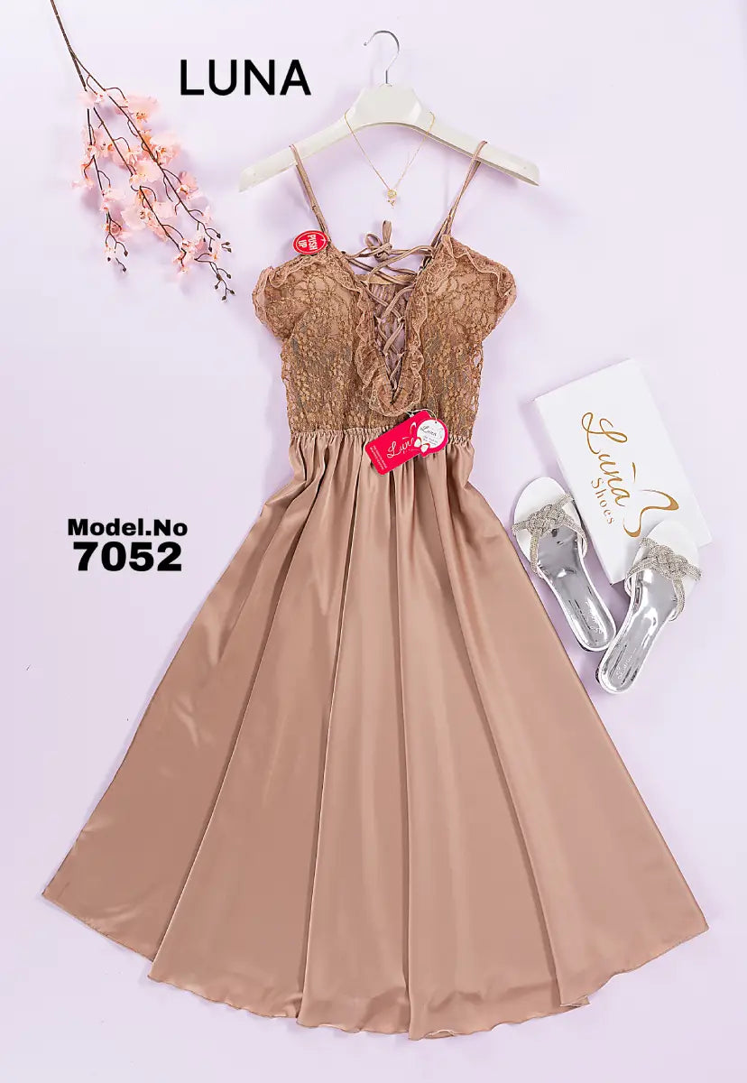 قميص ساتان طويل — كود 7052