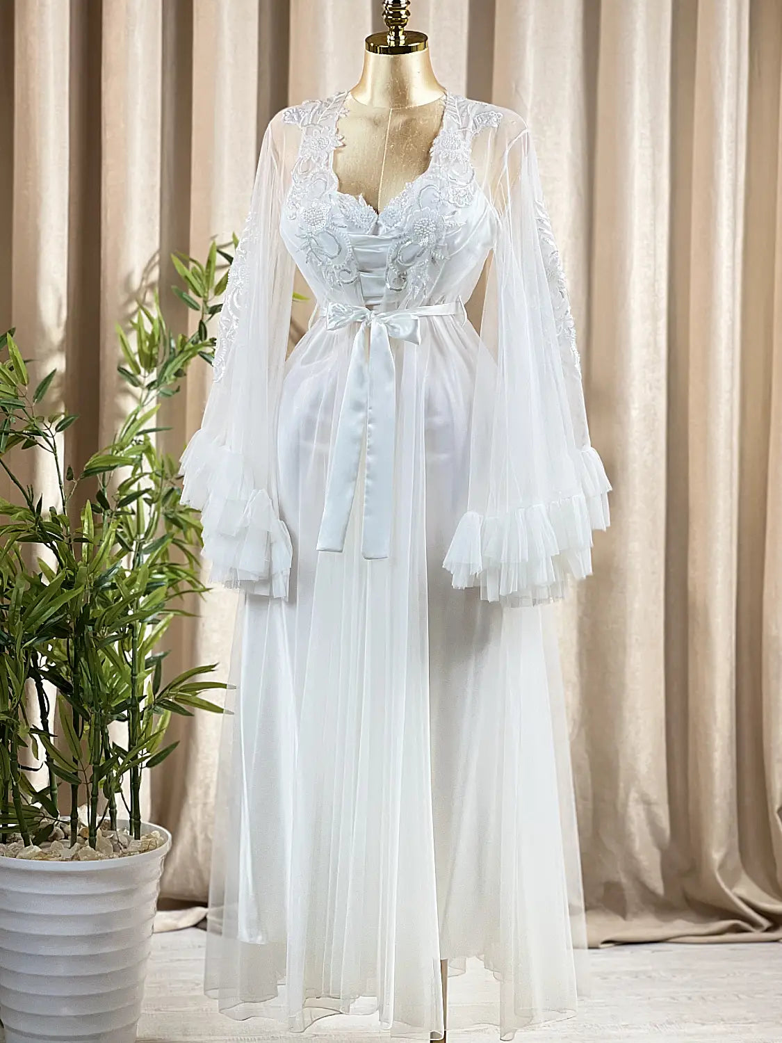 Long Bridal Rob Cod 1443 W