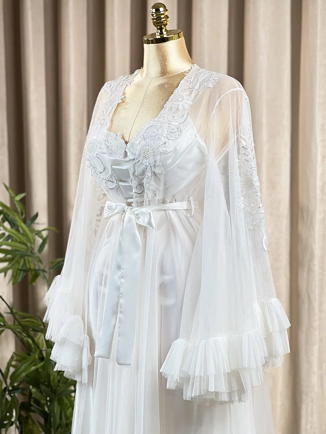 Long Bridal Rob Cod 1443 W