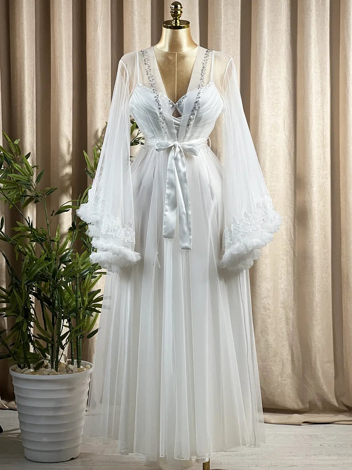 Long Bridal Rob Cod 1444 W