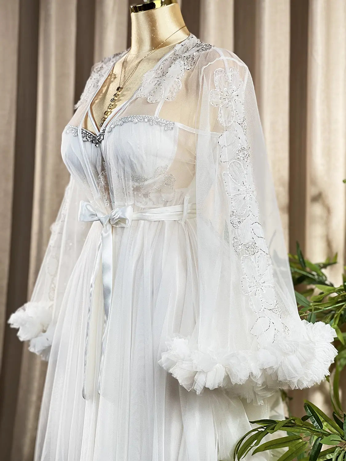 Short Bridal Rob Cod 2451 W